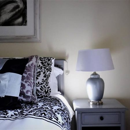 Loch Lomond Unique Selfcontained Bed+Bathroom Alexandria Exteriér fotografie